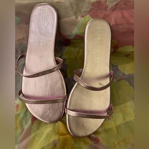 Gianni bini pink metallic sandals. NWT. Size 8.5